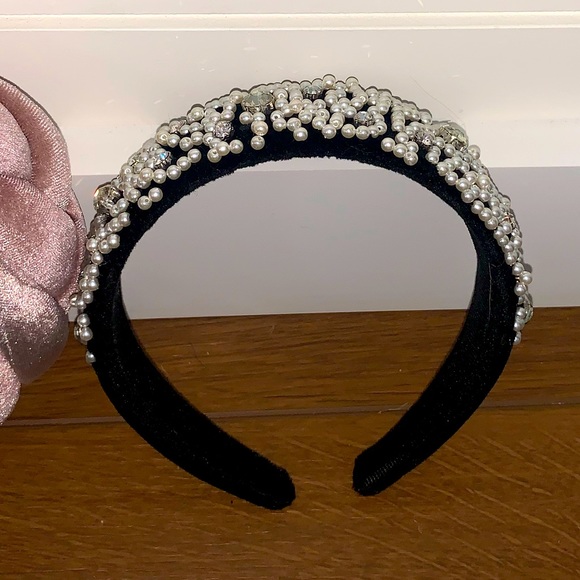 NWT/EUC BUNDLE! Velvet & Textured Wide Band Zara Headbands main image 4